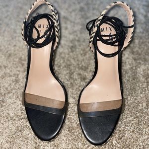 Tie Up Wedges